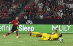 ICC: Man Utd hạ AC Milan sau loạt penalty "mỏi chân"