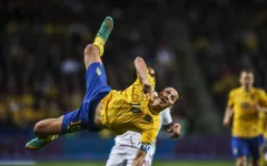 Ibrahimovic đạt cột mốc khó tin trong sự nghiệp ở tuổi 36