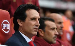 Arsenal thua muối mặt, Unai Emery bị đồng nghiệp gọi là "ngớ ngẩn"