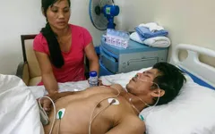 “Ba ơi, đừng bỏ rơi mẹ và chúng con lúc này nhé!”