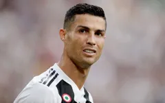 HLV Juventus giải mã nguyên nhân C.Ronaldo vắng mặt trong lễ trao giải của UEFA