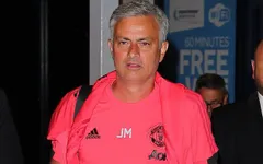 HLV Mourinho thở phào, dẫn đầu bầy Quỷ đỏ về Old Trafford