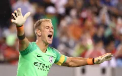 Man City chính thức "tống khứ" thủ thành Joe Hart