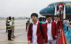 Đoàn Thể thao Việt Nam, ĐT Olympic Việt Nam trở về trong sự chào đón của người hâm mộ