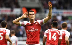 Hết chịu nổi, fan chỉ ra đích danh "tội đồ" Arsenal