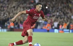 Liverpool không còn hậu vệ phải đích thực