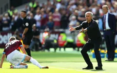 "Man Utd tệ hại vì quá thiếu kiên nhẫn"