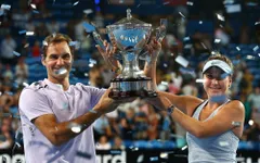 Những pha xử lý ngoạn mục của Roger Federer tại Hopman Cup 2018