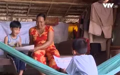Cặp lá yêu thương: Quyết tâm cho hai cháu ngoại được đến trường