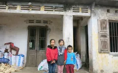 Sáu mẹ con sống lay lắt trong căn nhà cấp bốn sắp sập