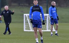 Chelsea sắp đón bộ đôi tân binh cao to