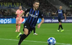 Arsenal vỡ mộng phút chót vụ Ivan Perisic