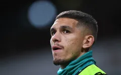 Sao Arsenal đổ lệ vì Granit Xhaka bị người hâm mộ la ó