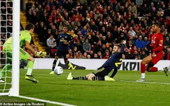 Ngày rời Arsenal của cậu ta không còn xa nữa