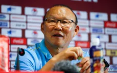 HỌP BÁO Sau trận ĐT Việt Nam 0–0 ĐT Thái Lan: HLV Nishino ngưỡng mộ ĐT Việt Nam, HLV Park Hang Seo không hài lòng về trận hoà
