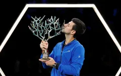 Thắng dễ Shapovalov, Djokovic lên ngôi vô địch Paris Masters 2019