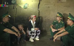 Những bố nuôi mang quân hàm xanh