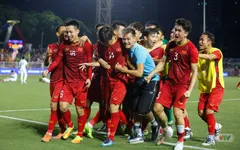 Thủ tướng Nguyễn Xuân Phúc chúc mừng 2 đội tuyển bóng đá Việt Nam