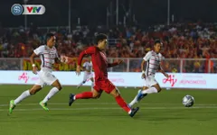 VIDEO: Đức Chinh lập công sau một pha phản công mẫu mực