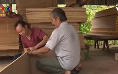 10 năm chăm lo cho người đã khuất