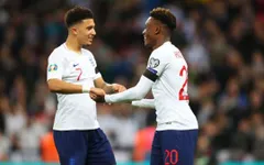 Huyền thoại Man Utd kêu gọi cho sao Arsenal "lên tuyển"