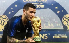 Bayern biến sao tuyển Pháp thành hậu vệ đắt giá thứ 2 thế giới
