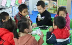 Biết bao sự chung tay để có ly sữa học đường an toàn, hiệu quả cho trẻ em thủ đô