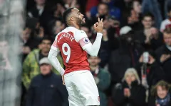 Muốn có sao Arsenal, Barcelona sẵn sàng “nhường” bộ đôi chất lượng