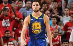HLV Steve Kerr ca ngợi Klay Thompson là cầu thủ "công thủ toàn diện" nhất tại NBA
