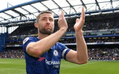 "Túng tiền", Arsenal nhắm tới sao hết thời vừa chia tay Chelsea