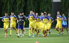 Bất chấp mưa giông, ĐT Việt Nam vẫn tích cực tập luyện