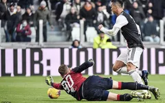 C.Ronaldo lập nhiều kỷ lục với cú hattrick đầu năm 2020
