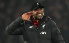 Man Utd sụp đổ tại Anfield, HLV Klopp từ chối "tiệc tùng" cùng CĐV Liverpool