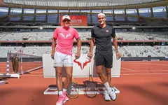 Rafael Nadal hạnh phúc khi sánh ngang kỷ lục với Roger Federer