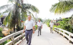Bí thư xã "chuyên" xây dựng nông thôn mới
