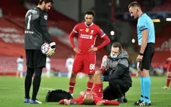 Liverpool trả giá đắt cho chiến thắng ở Champions League