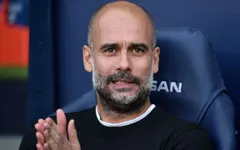Pep Guardiola buồn bực vì chấn thương của John Stones