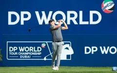 3 tay golf chia sẻ vị trí dẫn đầu World Tour Championship 2020
