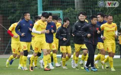 Quang Hải vắng mặt, ĐT Việt Nam tập trong tiết trời lạnh giá