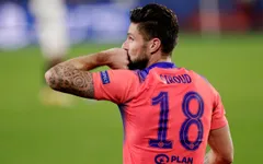 Lập "poker" ở Champions League, Giroud xác lập hàng loạt kỷ lục