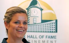 Kim Clijsters gặp thử thách lớn trong ngày trở lại quần vợt