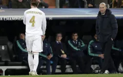 ẢNH: Sergio Ramos nhận thẻ đỏ, Man City ngược dòng đánh bại Real Madrid