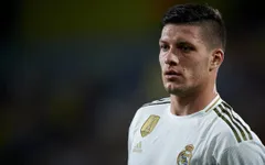 Luka Jovic bị nhà chức trách Serbia điều tra