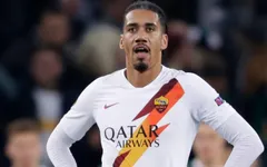 AS Roma chịu "bó tay", Smalling trở lại Man Utd