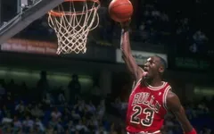 Jordan giải nghệ năm 1993: Do cha bị bắn!