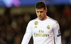 Ngôi sao tai tiếng của Real Madrid không thi đấu vẫn gặp chấn thương