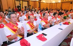 Tôn vinh 100 người hiến máu tiêu biểu: Có người hiến máu 95 lần