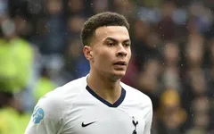 Dele Alli vắng mặt trong trận đấu với Manchester United