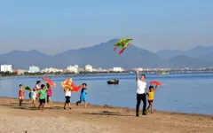 Hành trình số 57 Cặp lá yêu thương đến với Đà Nẵng: Nâng bước em trưởng thành!