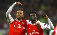 Bukayo Saka tỏa sáng, tiết lộ lời khuyên hữu ích từ Aubameyang